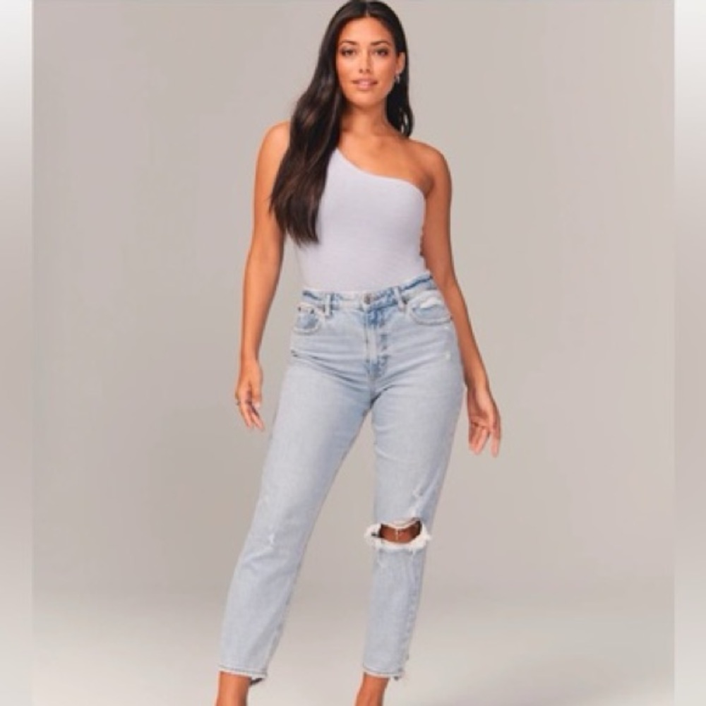 Abercrombie & Fitch Curve Love High Rise Mom Jeans